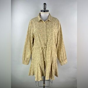 💚 3399. Embroidered Eyelet Collar Mini Dress